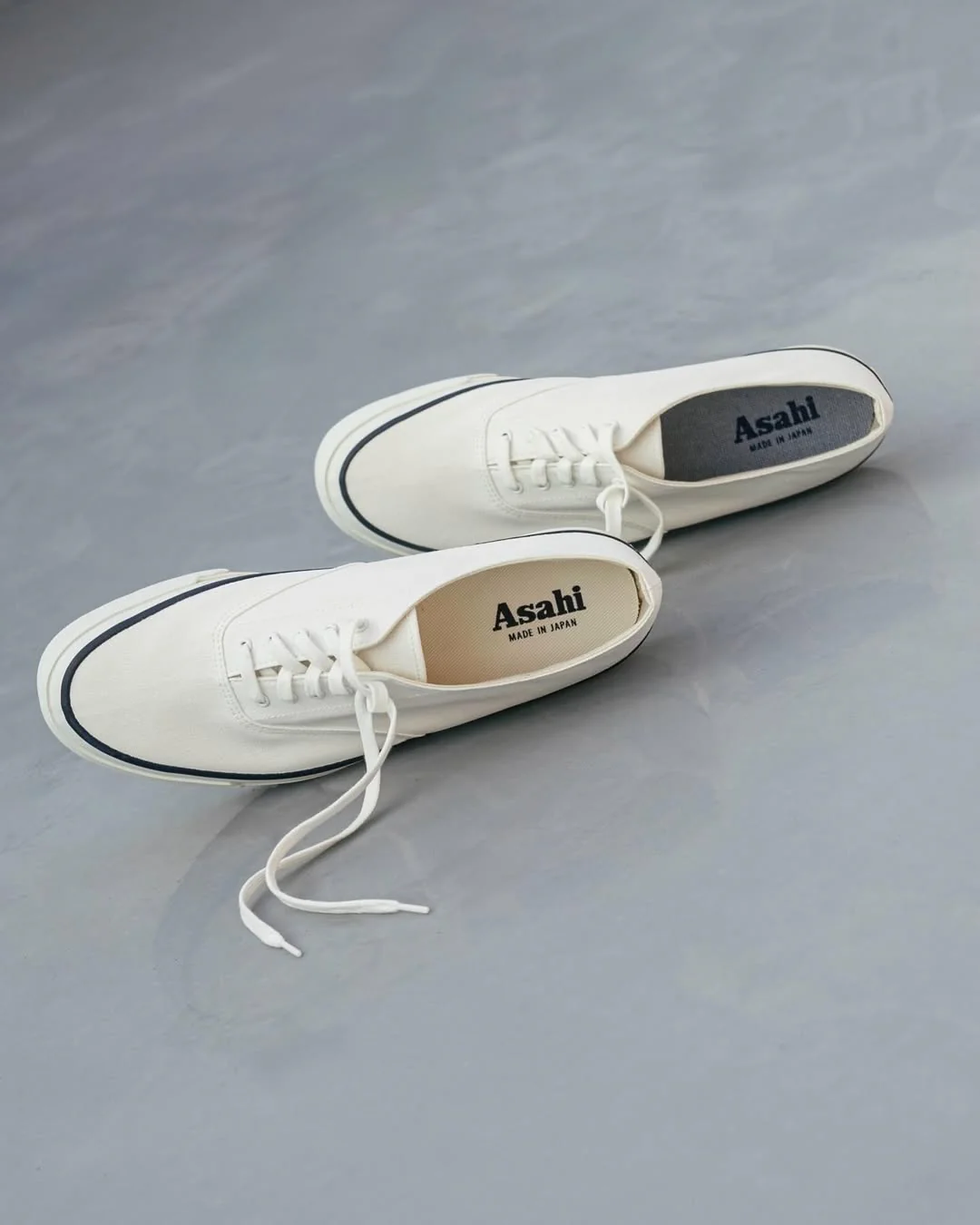 Deck - White - Image 2