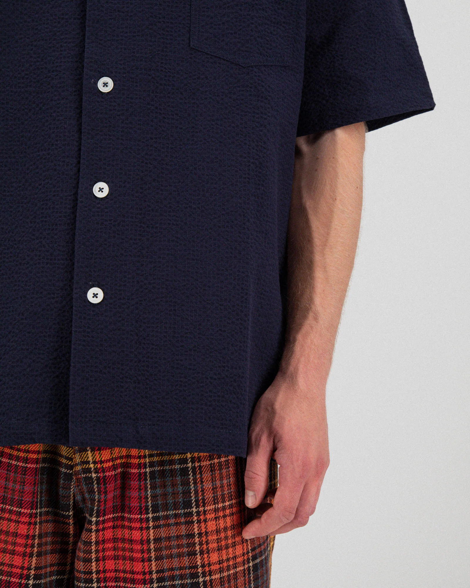 Cocktail Shirt - Crispy Seersucker - Navy - Image 4