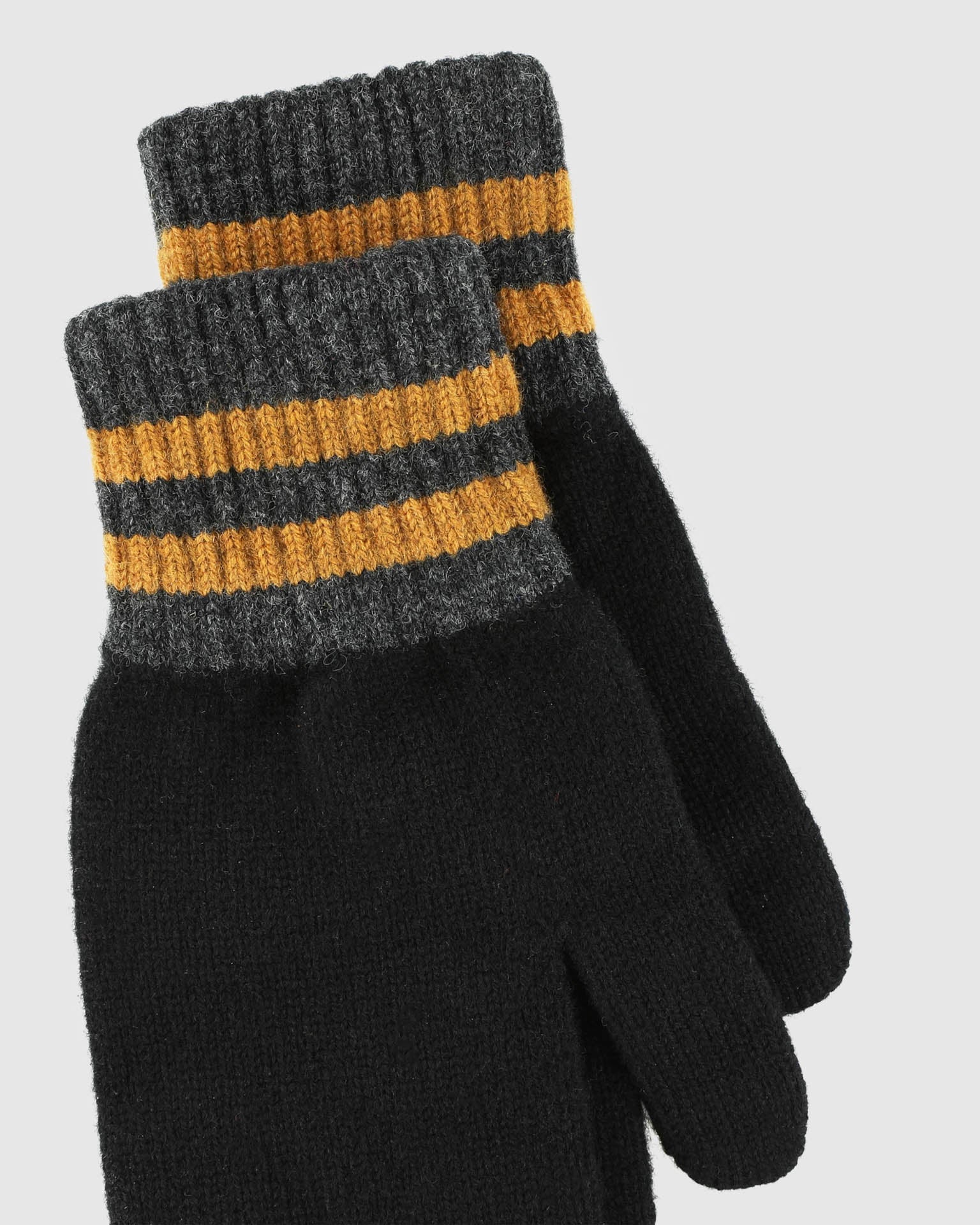 Mitten Lovers - Black - Image 2